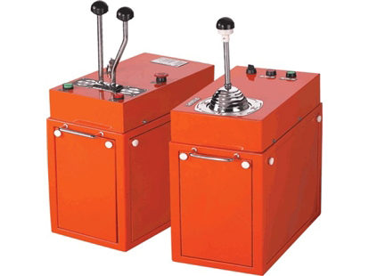 聯(lián)動臺控制